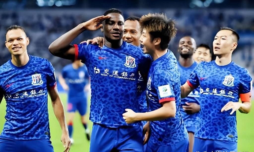 塞超豪门外援中卫确认加盟申花，蒋圣龙赴德甲多特留洋传闻遭俱乐部辟谣